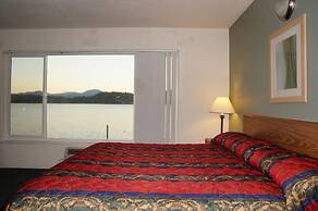 Lake Marina Inn