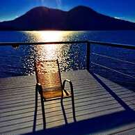 Lake Marina Inn