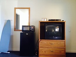 Lake Marina Inn