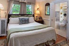 Abbington Green Bed & Breakfast Inn