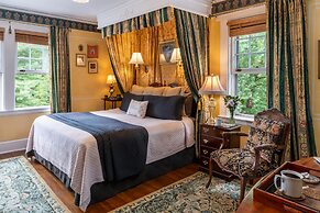 Abbington Green Bed & Breakfast Inn