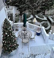 Abbington Green Bed & Breakfast Inn