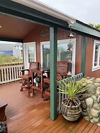 The Collins Inn and Seaside Cottages - Adults Only