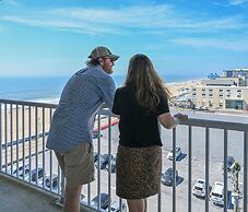 Commander Hotel & Suites