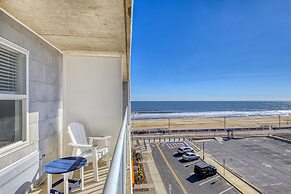 Commander Hotel & Suites