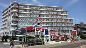 Commander Hotel & Suites