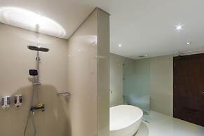 Odika Lovina House and Villa