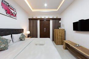 Odika Lovina House and Villa