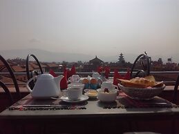 Khwapa Chhen Guest House and Restaurant