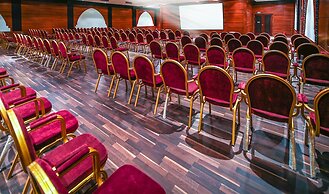 Jasmine Palace Resort & Spa