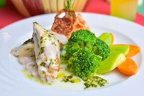 Jasmine Palace Resort & Spa