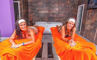 Jasmine Palace Resort & Spa