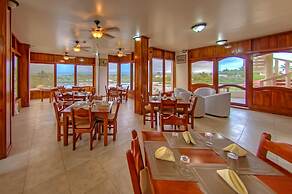 Hotel La Laguna Galapagos