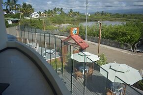 Hotel La Laguna Galapagos