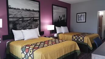 Super 8 by Wyndham Carrizo Springs