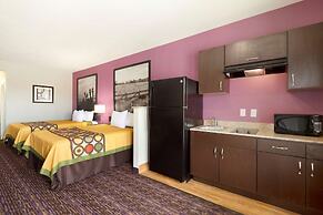 Super 8 by Wyndham Carrizo Springs