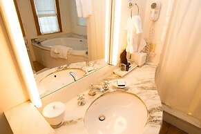 The Old Inn On The Green