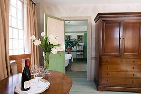 The Old Inn On The Green