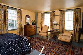 The Old Inn On The Green