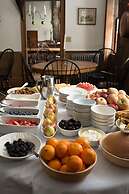 The Old Inn On The Green