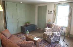 The Old Inn On The Green