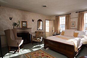 The Old Inn On The Green