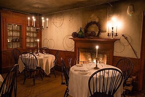 The Old Inn On The Green