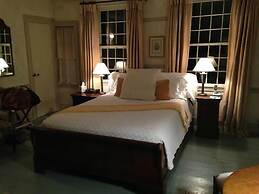 The Old Inn On The Green