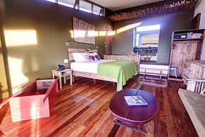 Chayote Lodge