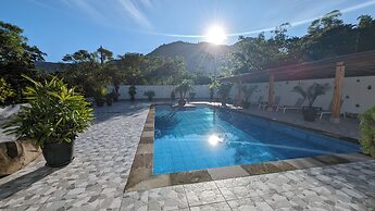Las Terrazas De Dana Boutique Lodge