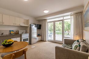 MainStay Suites Williamstown