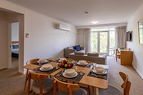 MainStay Suites Williamstown