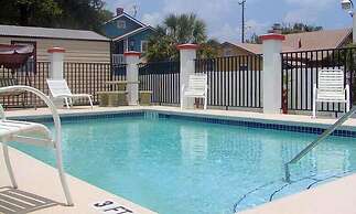 Merida Inn and Suites