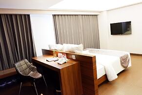 Crown Prince Hotel Surabaya