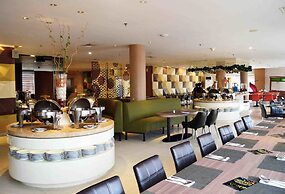 Crown Prince Hotel Surabaya