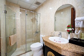 Thanh Lich Hue Hotel