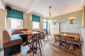 Florence House Hotel & Restaurant