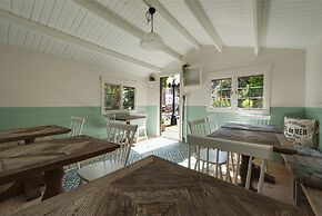 Somerset House Hotel & Restaurant