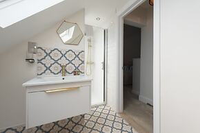 Somerset House Hotel & Restaurant