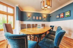 Somerset House Hotel & Restaurant