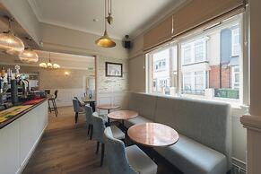 Somerset House Hotel & Restaurant