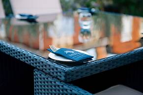 Florence Gardens Hotel & Restaurant