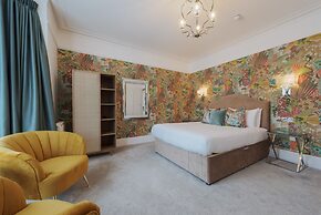 Florence Gardens Hotel & Restaurant