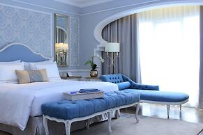 Noor Hotel