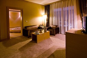 Adrina Termal Health & SPA Hotel