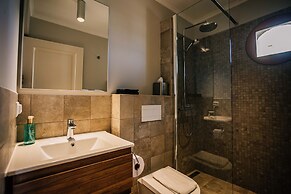 The Bellafonte - Luxury Oceanfront Hotel