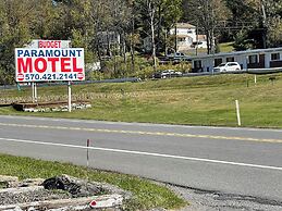 Paramount Motel