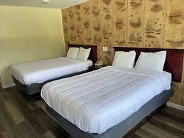 Paramount Motel