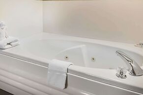 Comfort Suites Near Casinos Norwich-Uncasville CT