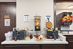 Comfort Suites Near Casinos Norwich-Uncasville CT